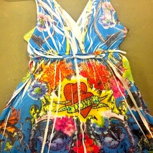 Super cute low cut in the front and back of dress